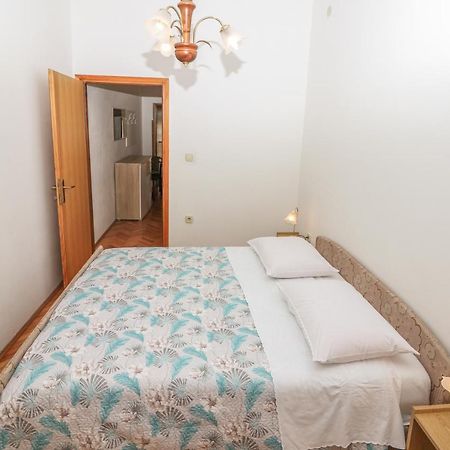Apartment Marulic In Old Town باشْكا المظهر الخارجي الصورة
