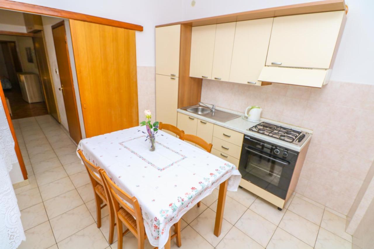 Apartment Marulic In Old Town باشْكا المظهر الخارجي الصورة